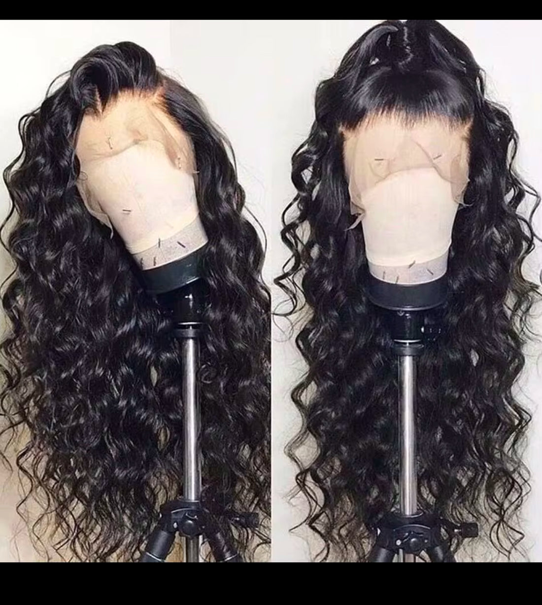 Perruque bouclée cheveux noirs - Charme, avec des boucles abondantes et une couleur noire intense, sur deux mannequins. Produit haut de gamme pour un style naturel et élégant.